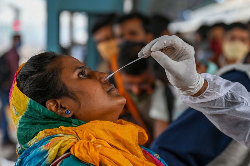 भारतमा कोरोना : पछिल्लो २४ घण्टामा १६ हजारभन्दा बढी संक्रमित थपिए