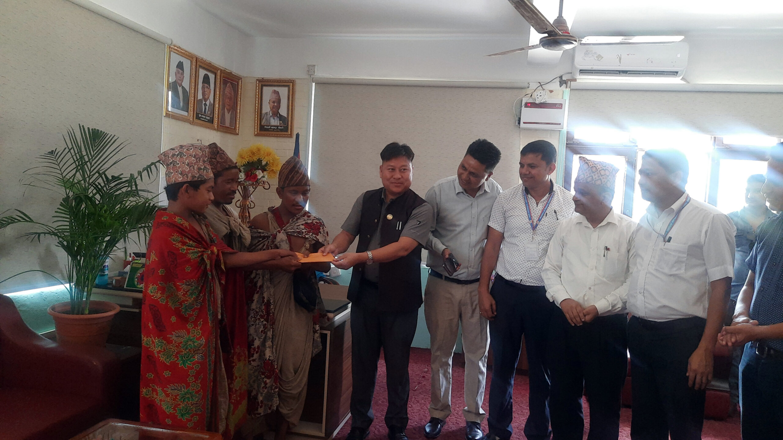 लुम्बिनी प्रदेश सरकारद्धारा राउटेलाई दशैँ खर्च प्रदान