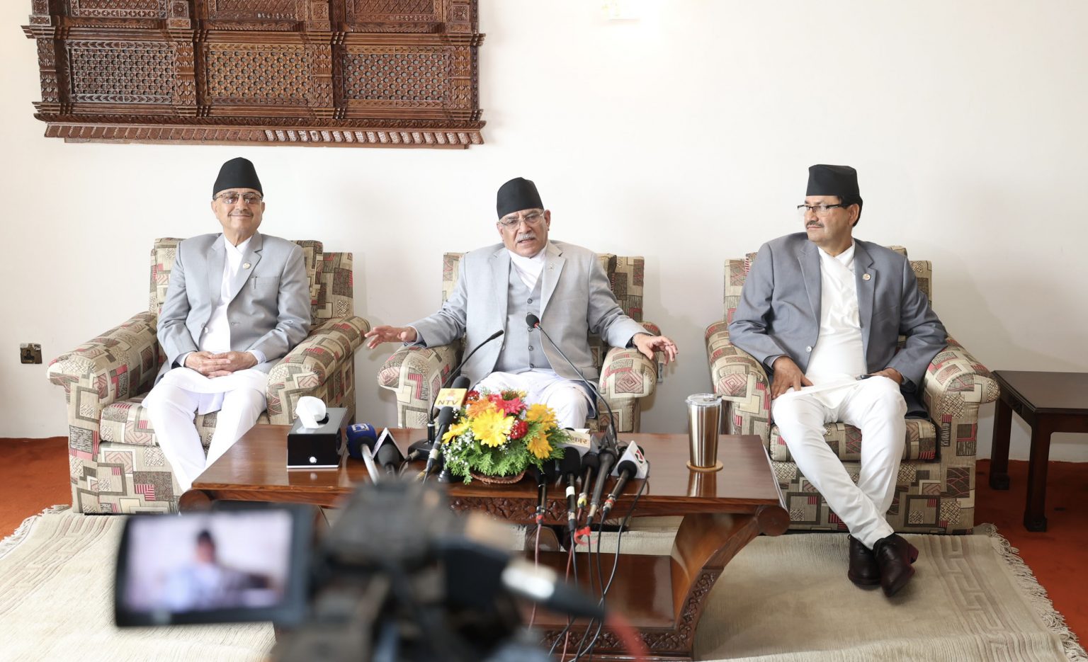 नेपाल र चीनबिचका सबै नाका खोल्ने सहमति भएको छ : प्रधानमन्त्री